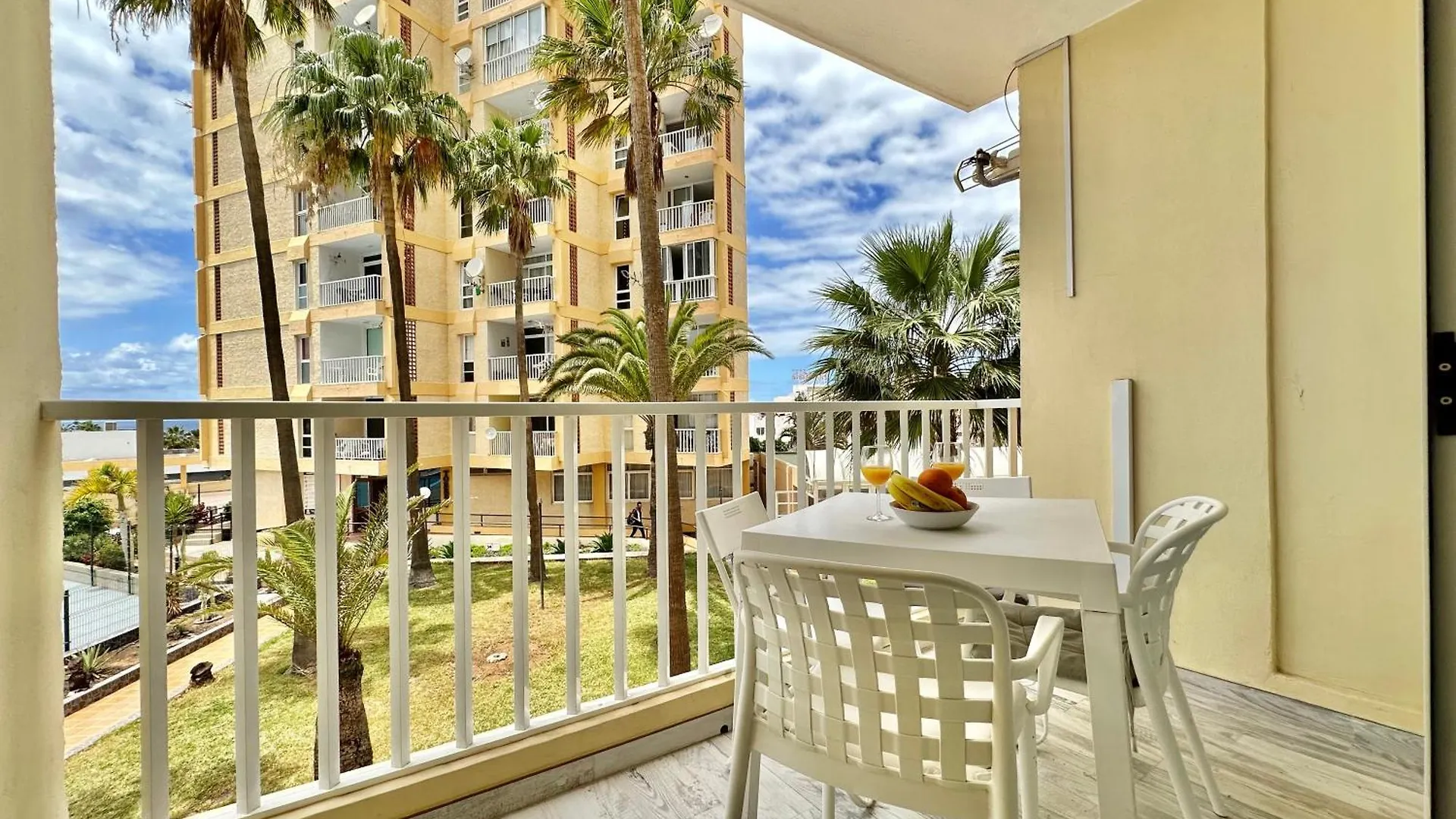 Torres De Yomely - M1C Apartment Arona  Arona (Tenerife)